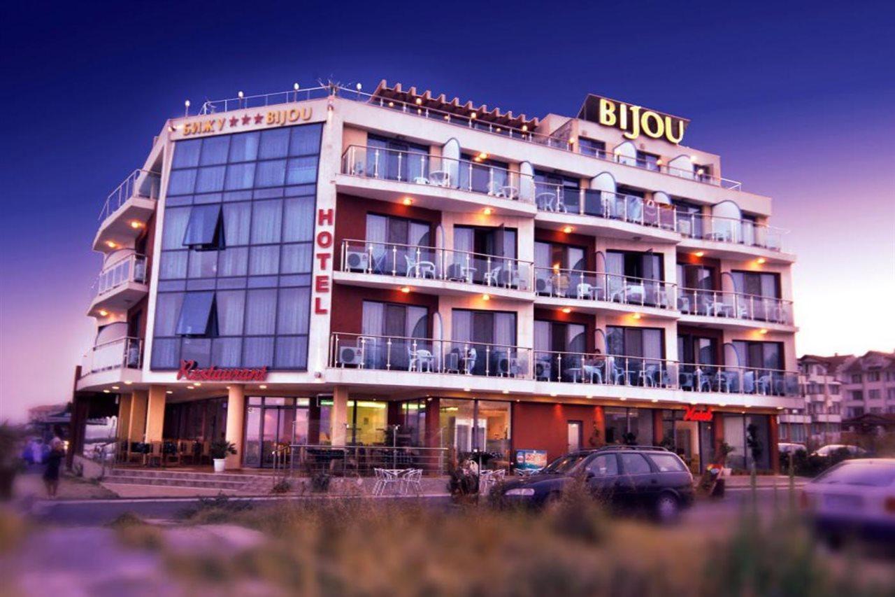 Hotel Bijou Равда Екстер'єр фото