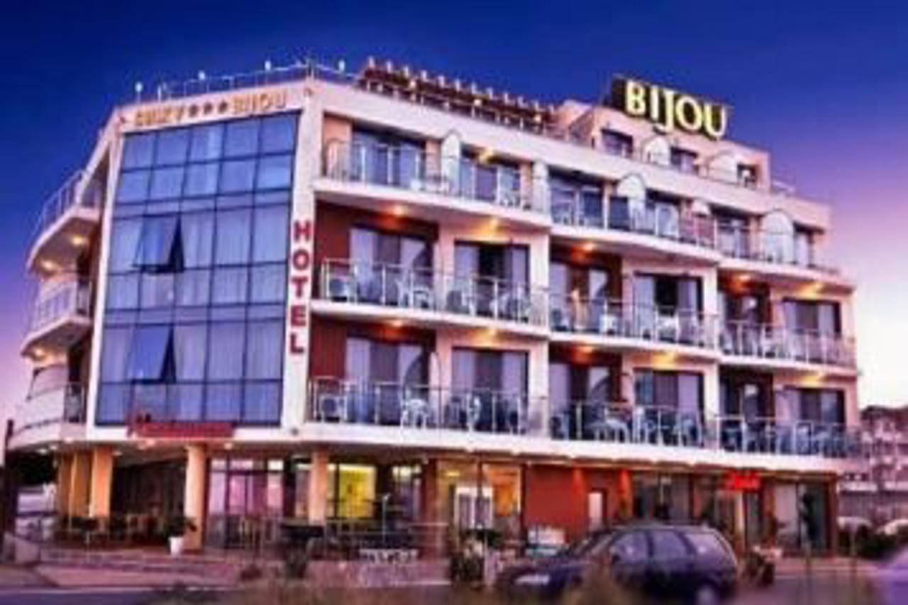 Hotel Bijou Равда Екстер'єр фото